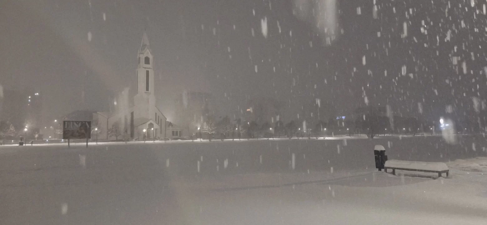 Komunalno društvo Draganić čisti cestu za radnike Tifona, Zimska služba poziva na oprez