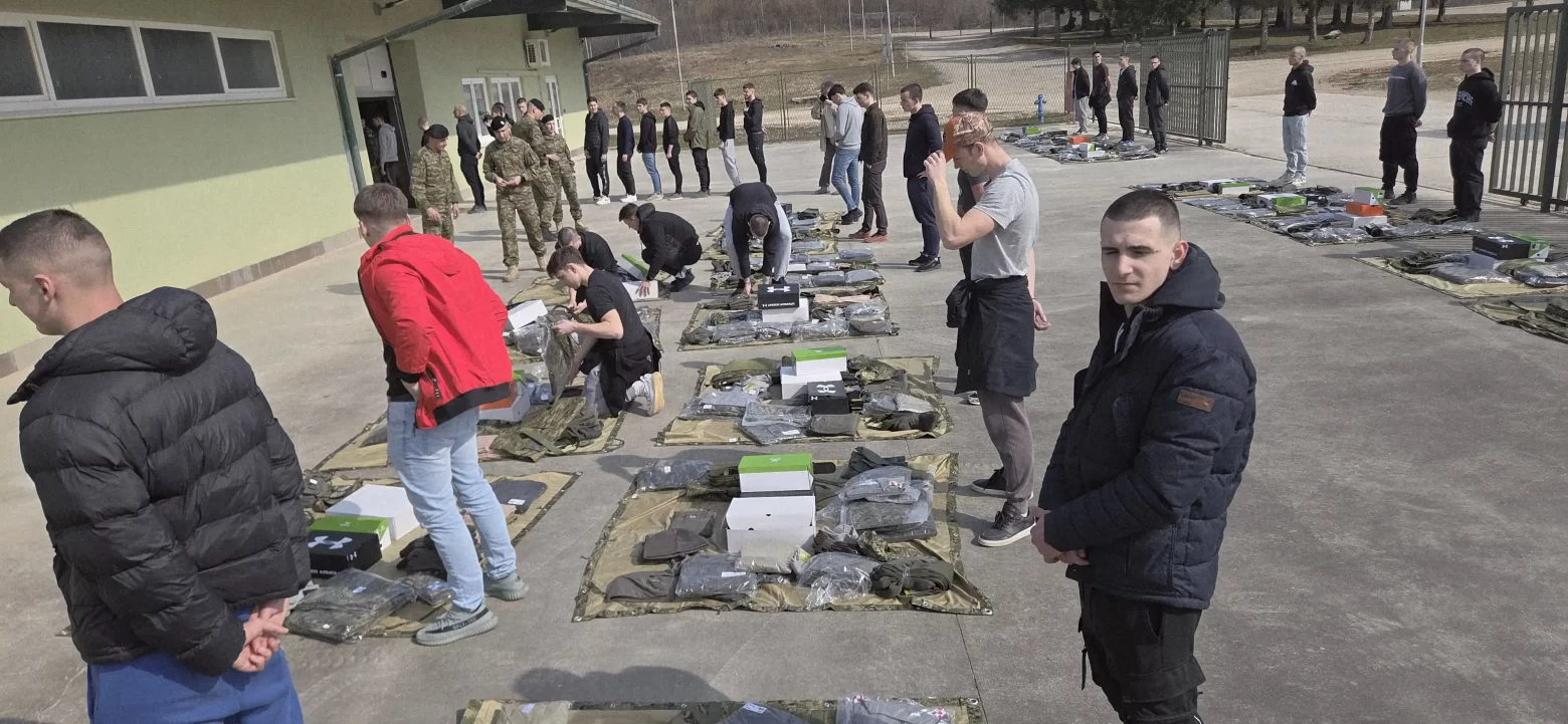 Započelo temeljno vojno osposobljavanje, u Slunj stiglo 200 ročnika