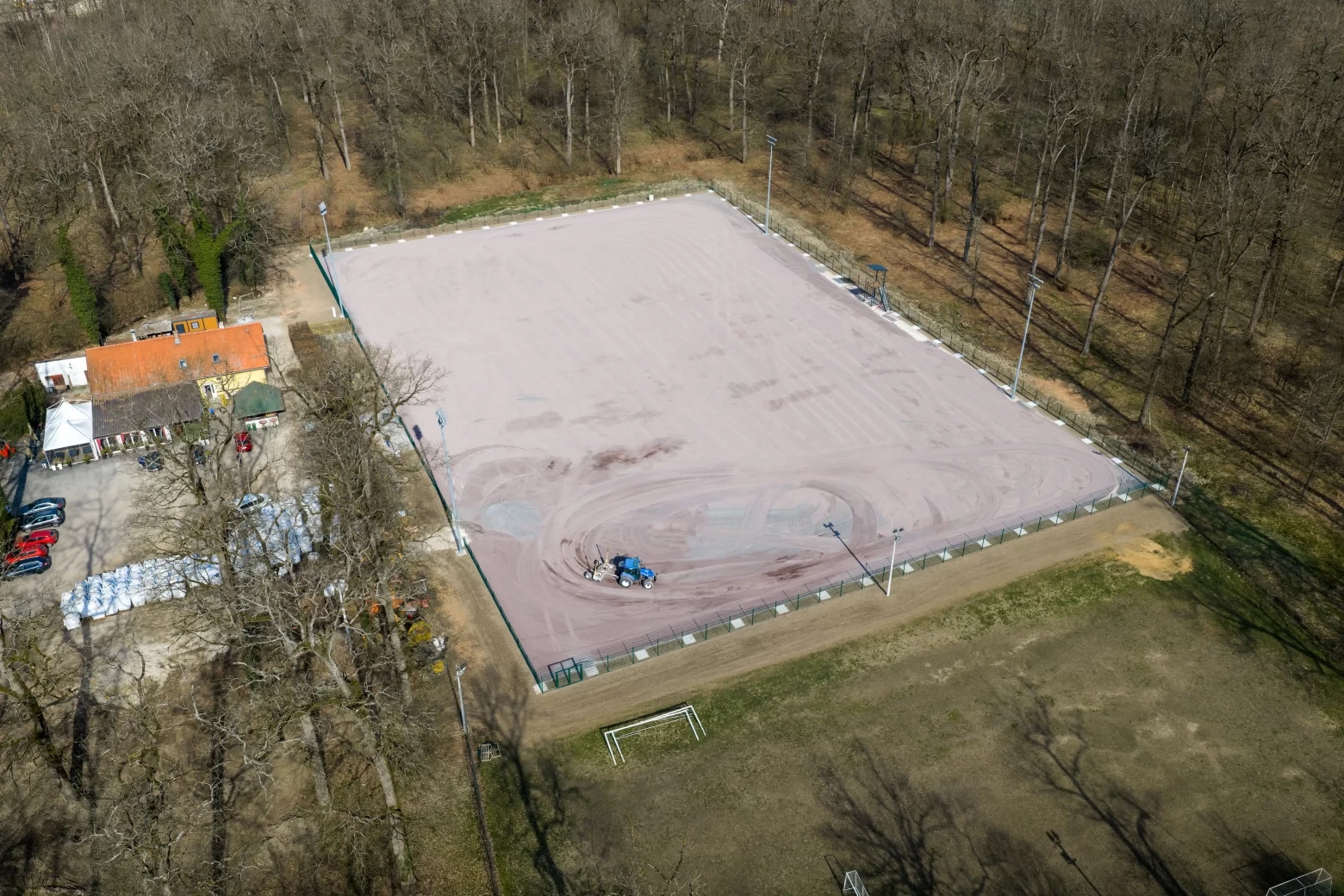 Radovi na igralištu Nogometnog kluba “Ilovac” u završnoj fazi, javio Grad Karlovac