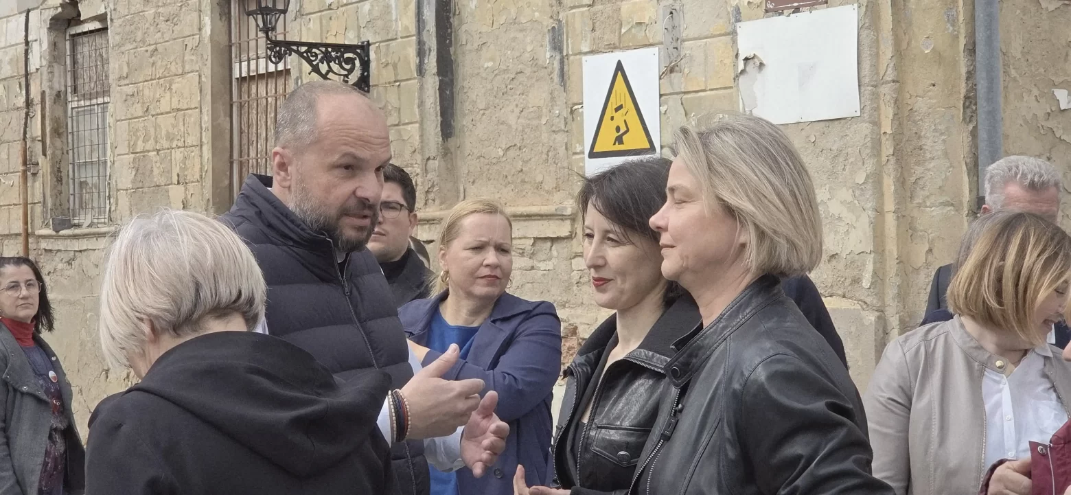 Lijeva saborska oporba u Karlovcu: Zahtijevamo da država plati sanaciju kuća oštećenih u Zvijezdi